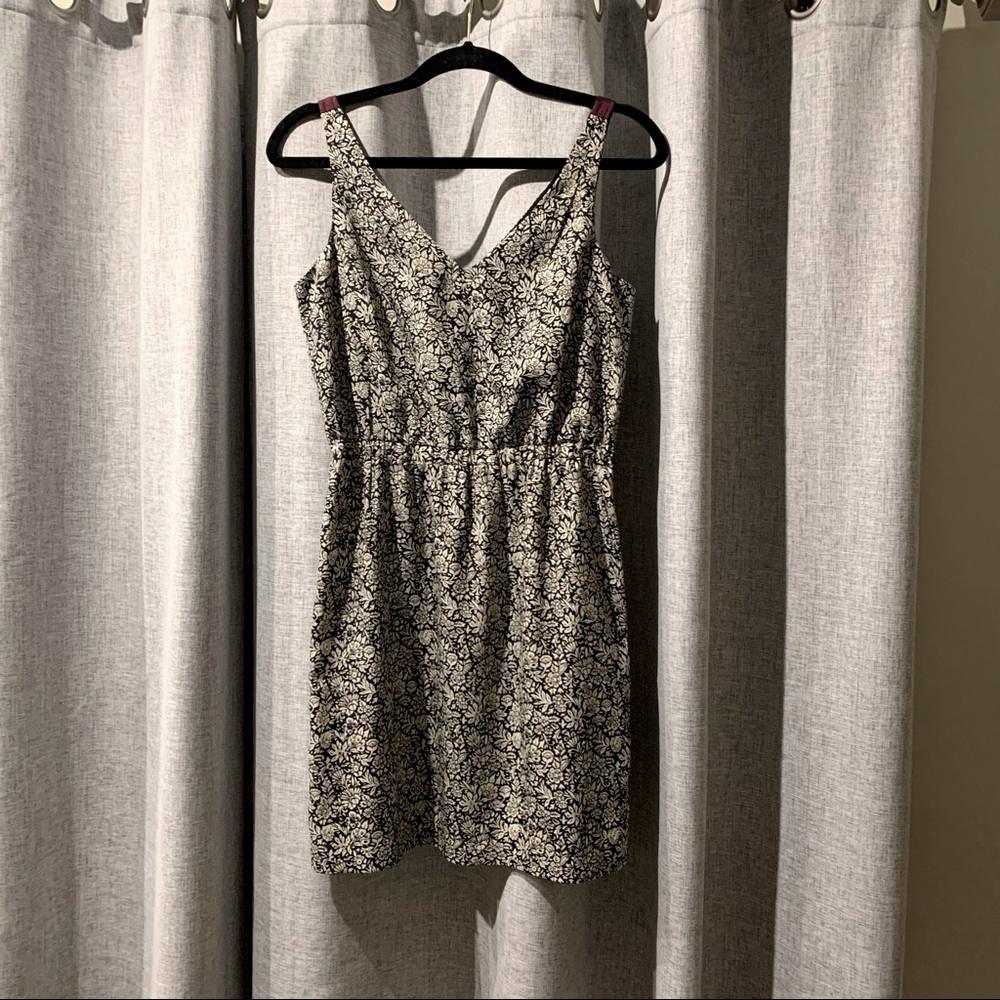 Ann Taylor LOFT Petite Floral Dress- 4